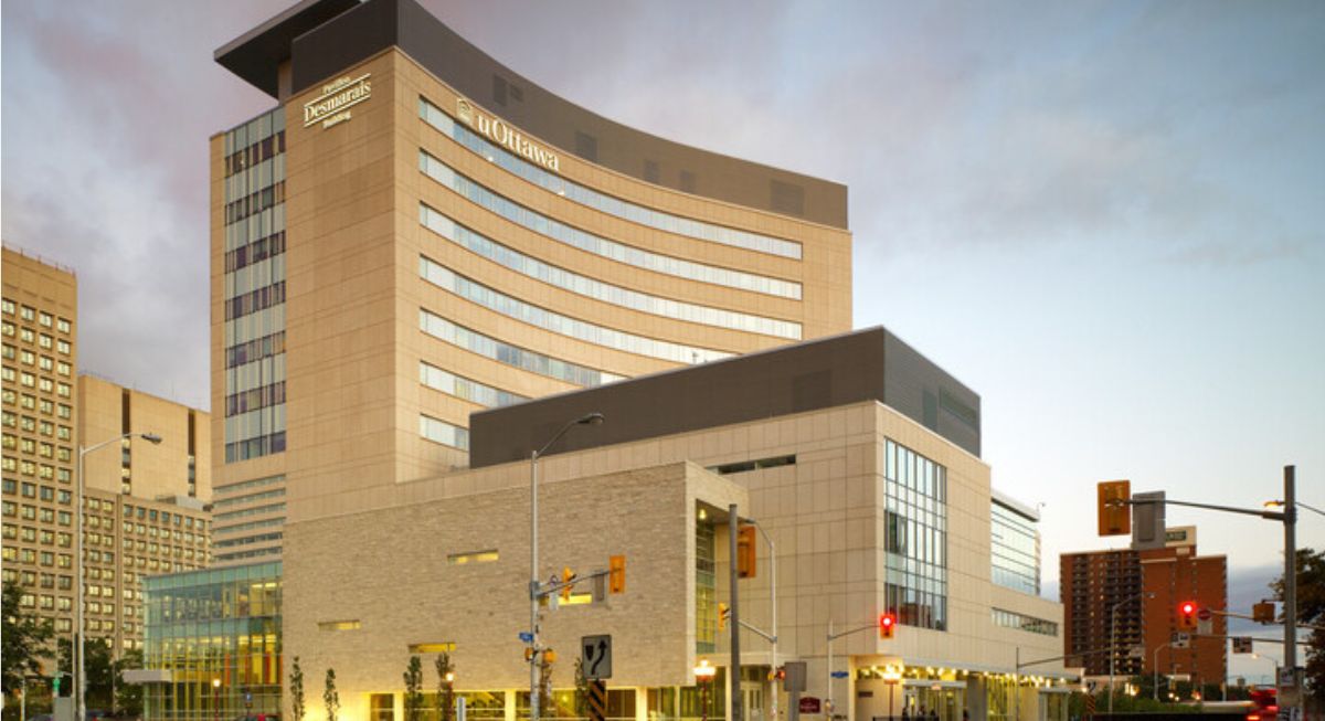Desmarais building at uOttawa at sunset