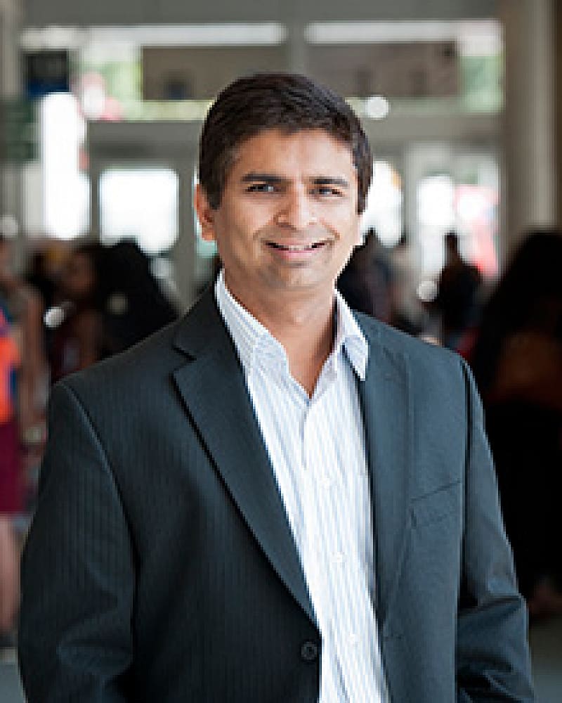 Headshot of Shantanu Dutta