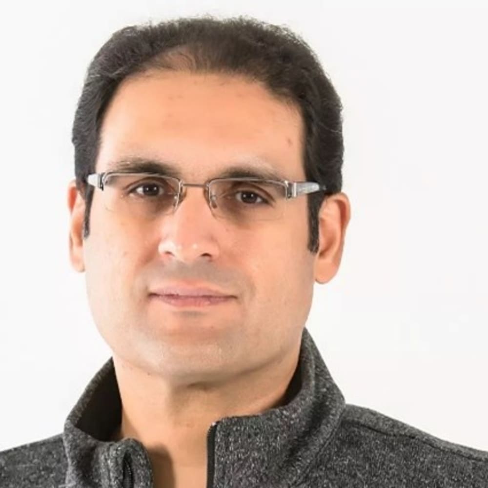 Professor Umar Ruhi