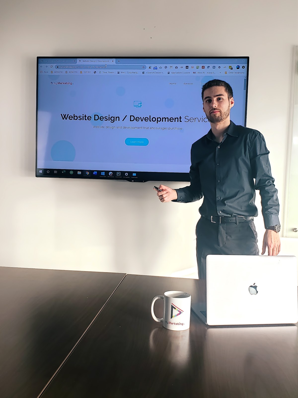 student in front of a screen
