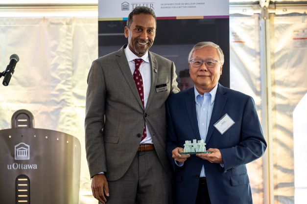 Swee Goh and Stéphane Brutus posing for a picture